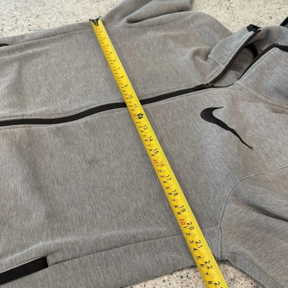 Nike Hoodie Mens Large Grey Therma Flex Showtime Basketball Dri-Fit READ